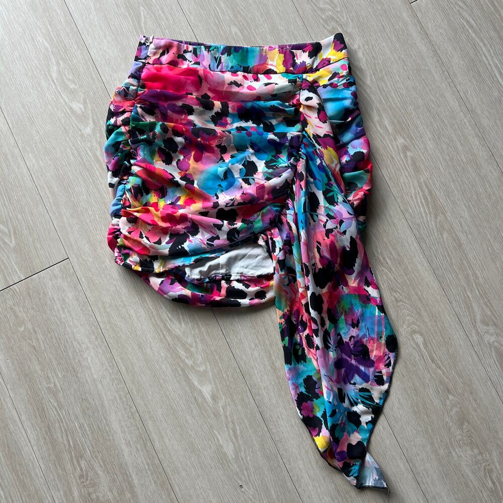 Shein Flawed Ruched Mini Skirt Medium Fits Smaller Colorful Tropical Vacation